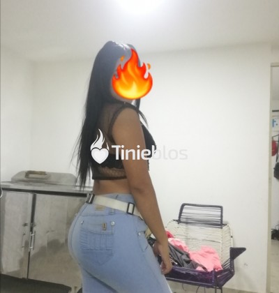 india-peli-negra-de-20-anos-oral-profundo-sumisa