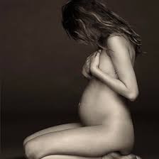 embarazada-6-meses-flaca-tetona-natural-34-anos-completa-en-la-cama-domiciliosya