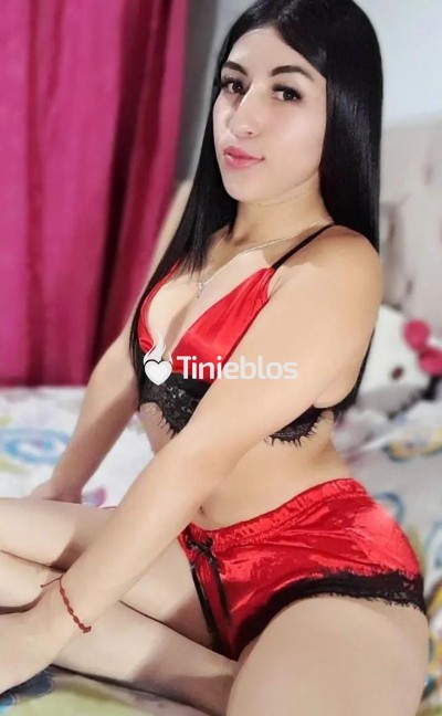 una-chica-muy-caliente-esperando-por-timamasita-nalgona-natural-con-una-actitud-maravillosa
