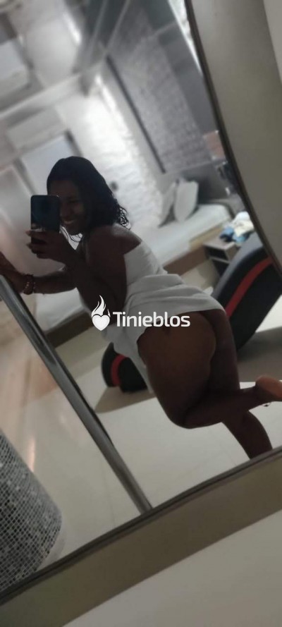 pequena-morena-arrecha-por-ti-escribeme-y-la-pasaremos-super